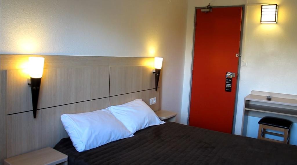 Hotel Class'Eco Courcouronnes Dış mekan fotoğraf