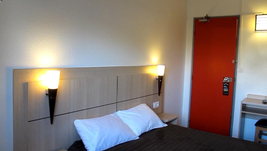 Hotel Class'Eco Courcouronnes Dış mekan fotoğraf