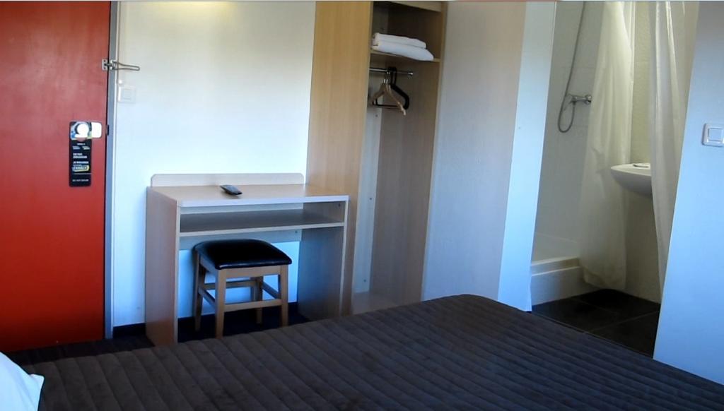 Hotel Class'Eco Courcouronnes Dış mekan fotoğraf