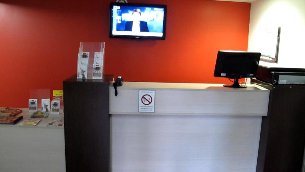 Hotel Class'Eco Courcouronnes Dış mekan fotoğraf