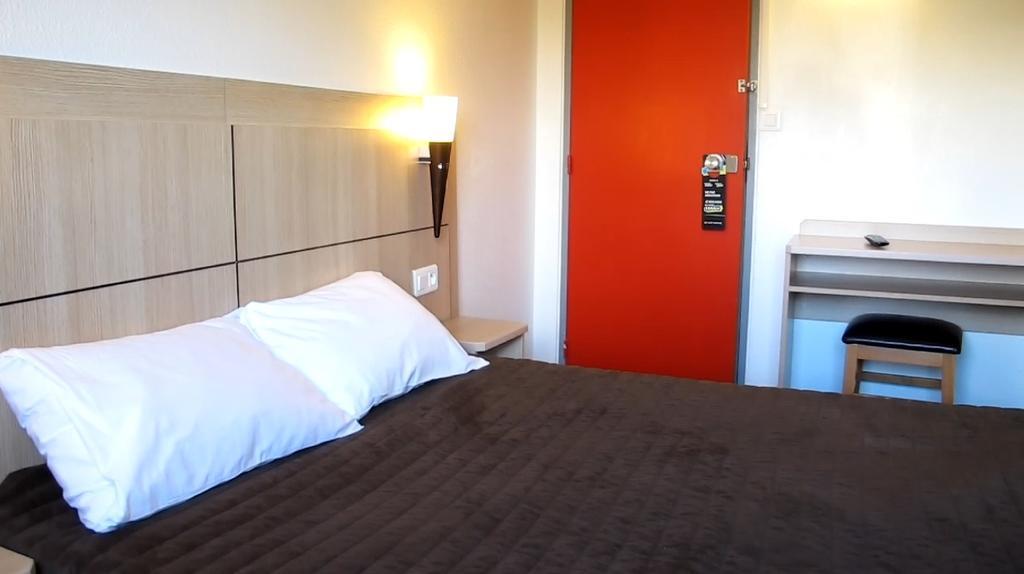 Hotel Class'Eco Courcouronnes Dış mekan fotoğraf