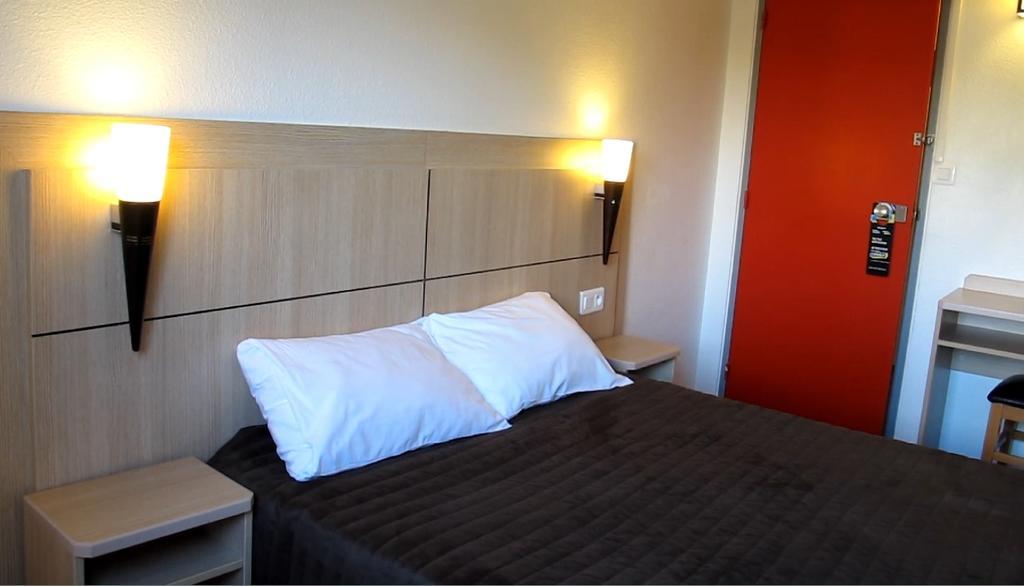 Hotel Class'Eco Courcouronnes Dış mekan fotoğraf