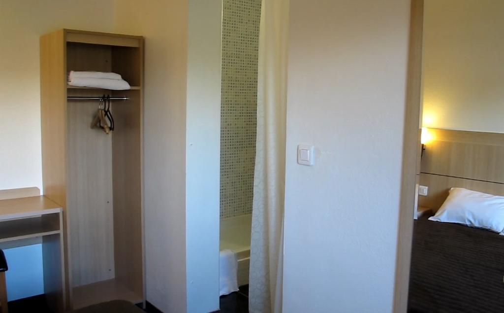 Hotel Class'Eco Courcouronnes Dış mekan fotoğraf