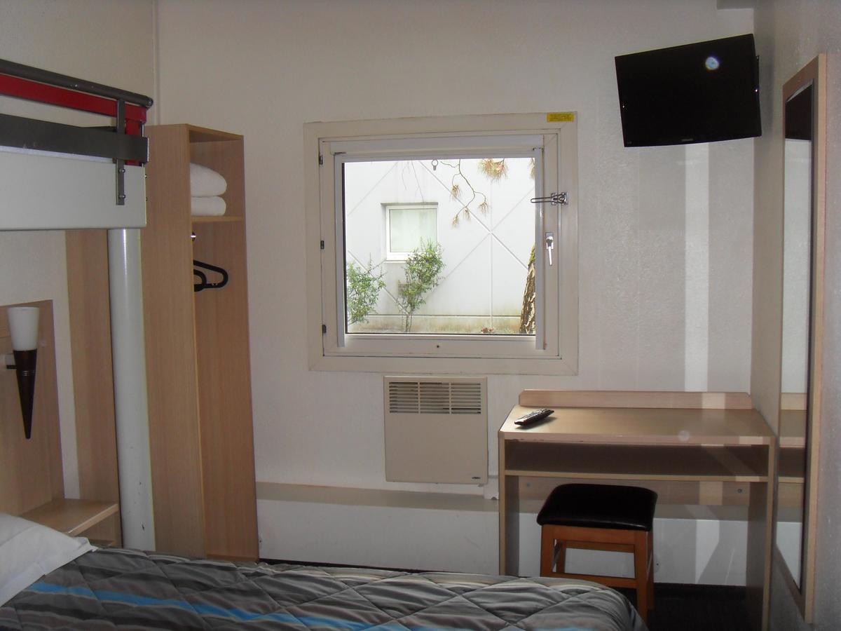 Hotel Class'Eco Courcouronnes Dış mekan fotoğraf